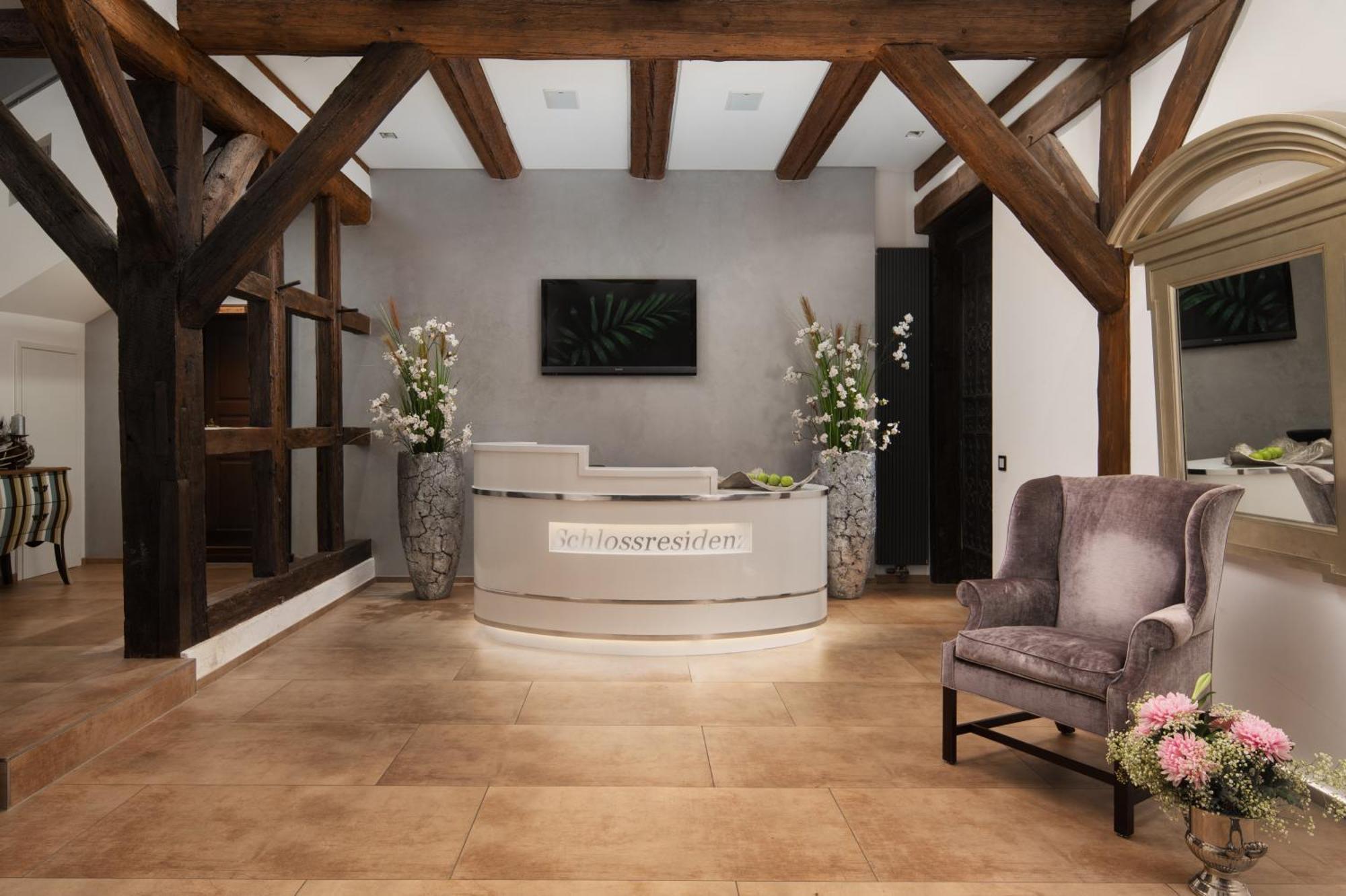 Schlossresidenz - Boutique Apartments & Hotel Suiten Schloss Ricklingen Экстерьер фото