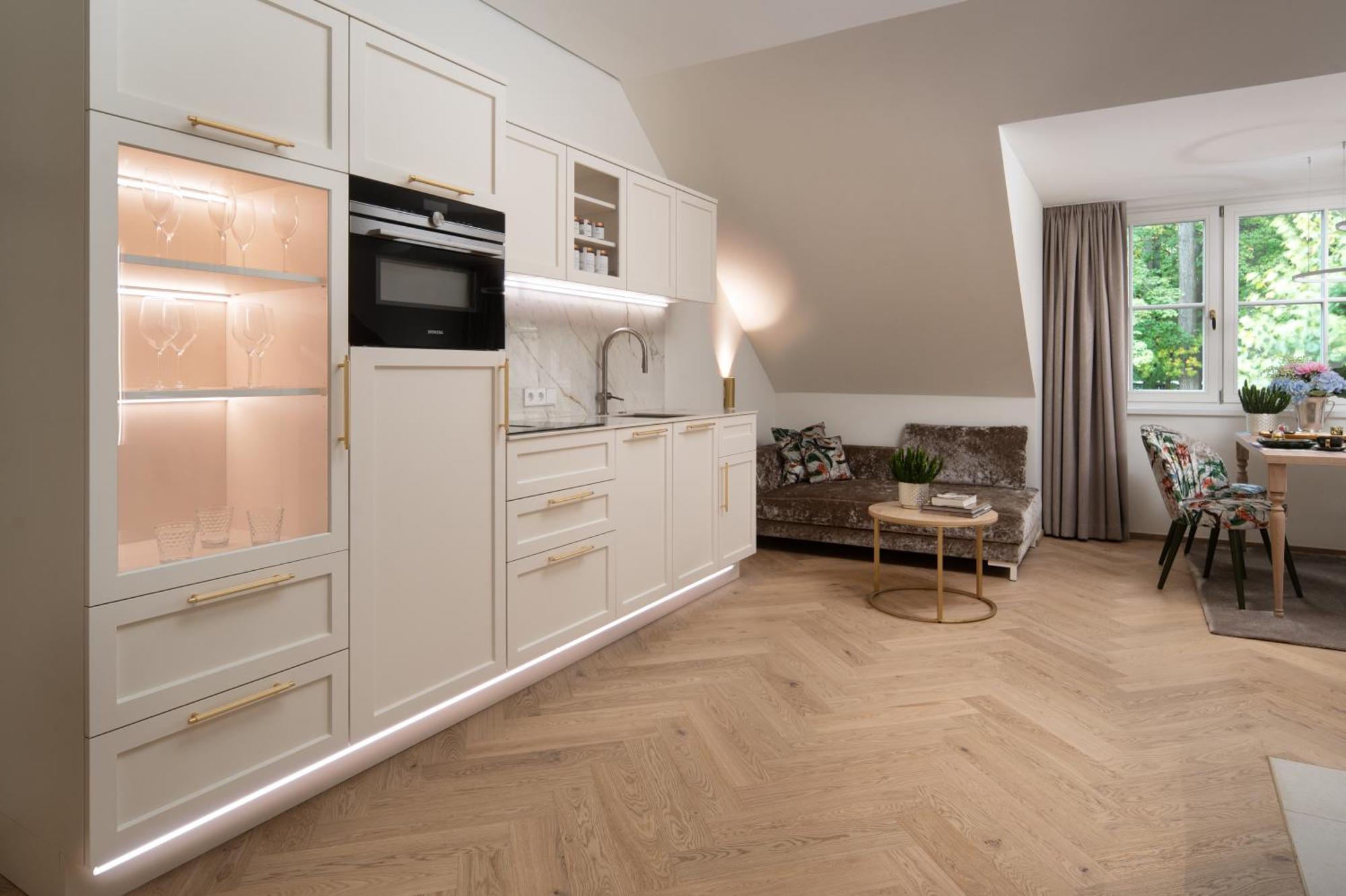 Schlossresidenz - Boutique Apartments & Hotel Suiten Schloss Ricklingen Экстерьер фото